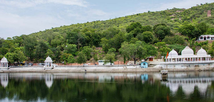 Doodh Talai Lake Udaipur