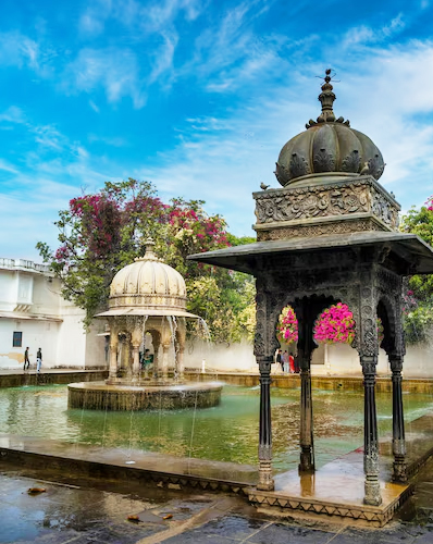 Udaipur Half – Day Sightseeing Tour